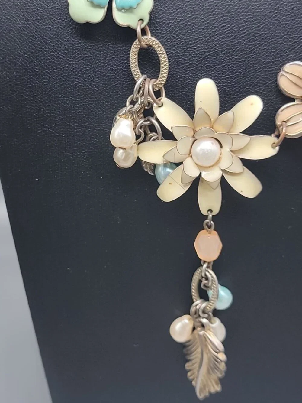 Vintage Plunder Dangling Flower Necklace Multicolor Rhinestones Silver Tone 20" - Picture 9 of 16
